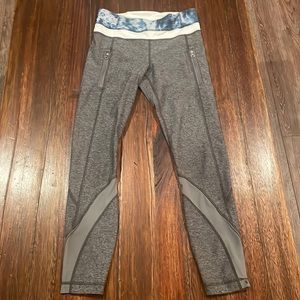 Lululemon leggings, size 4